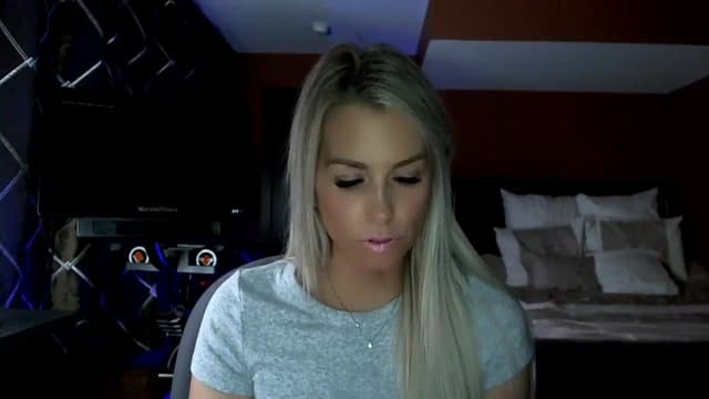Gallery image thumbnail from Cora9's myfreecams stream on, 11/16/2023, 05:57 image 18 of 20