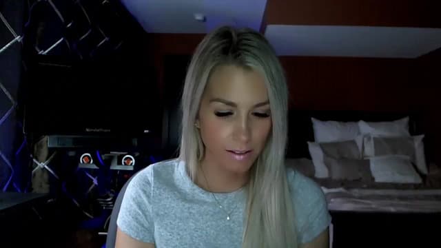 Gallery image thumbnail from Cora9's myfreecams stream on, 11/16/2023, 05:57 image 10 of 20