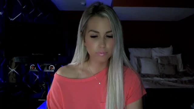 Gallery image thumbnail from Cora9's myfreecams stream on, 11/17/2023, 06:52 image 3 of 20