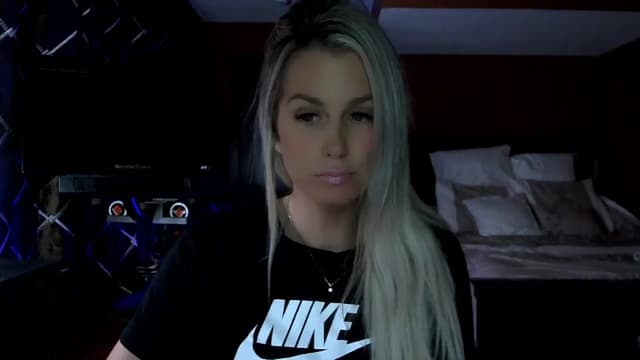Gallery image thumbnail from Cora9's myfreecams stream on, 11/28/2023, 05:57 image 5 of 20