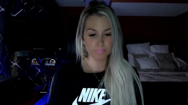 Gallery image thumbnail from Cora9's myfreecams stream on, 11/28/2023, 05:57 image 11 of 20