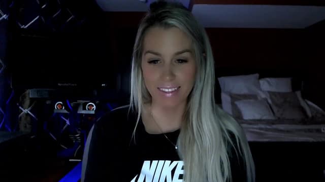 Gallery image thumbnail from Cora9's myfreecams stream on, 11/28/2023, 05:57 image 19 of 20