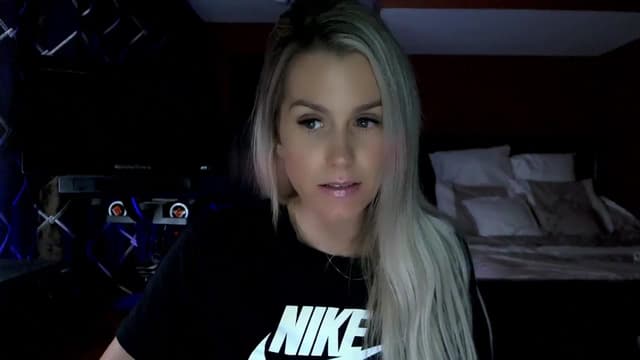 Gallery image thumbnail from Cora9's myfreecams stream on, 11/28/2023, 05:57 image 9 of 20