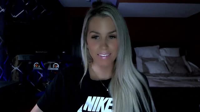 Gallery image thumbnail from Cora9's myfreecams stream on, 11/28/2023, 05:57 image 17 of 20