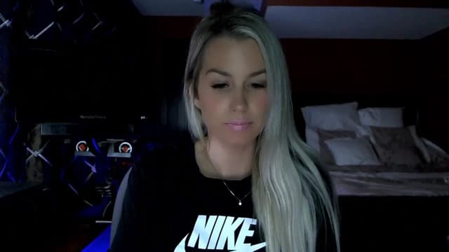 Gallery image thumbnail from Cora9's myfreecams stream on, 11/28/2023, 05:57 image 14 of 20