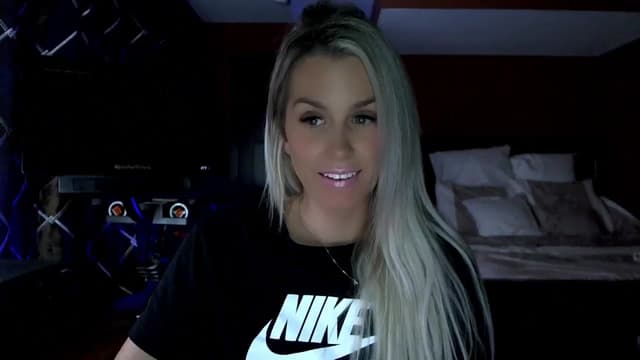 Gallery image thumbnail from Cora9's myfreecams stream on, 11/28/2023, 05:57 image 13 of 20