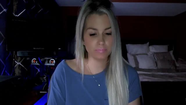 Gallery image thumbnail from Cora9's myfreecams stream on, 11/30/2023, 05:05 image 17 of 20
