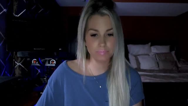 Gallery image thumbnail from Cora9's myfreecams stream on, 11/30/2023, 05:05 image 18 of 20