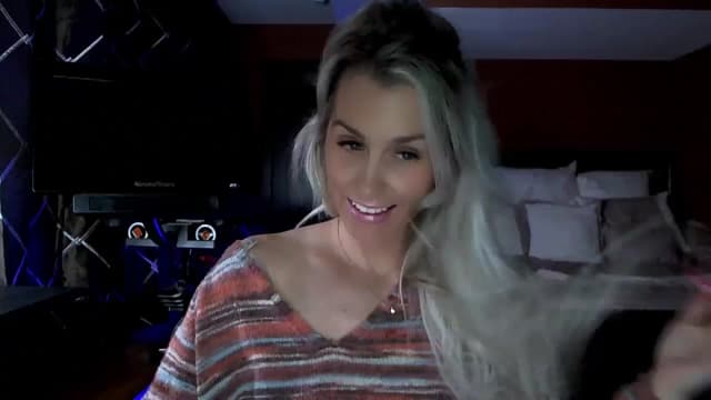 Gallery image thumbnail from Cora9's myfreecams stream on, 12/01/2023, 05:45 image 1 of 20