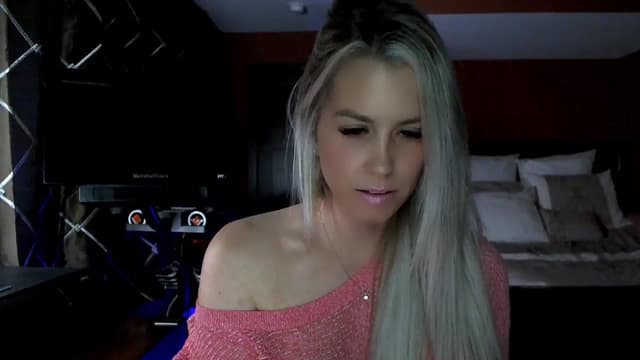 Gallery image thumbnail from Cora9's myfreecams stream on, 12/29/2023, 06:14 image 13 of 20
