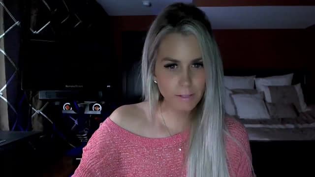 Gallery image thumbnail from Cora9's myfreecams stream on, 12/29/2023, 06:14 image 3 of 20