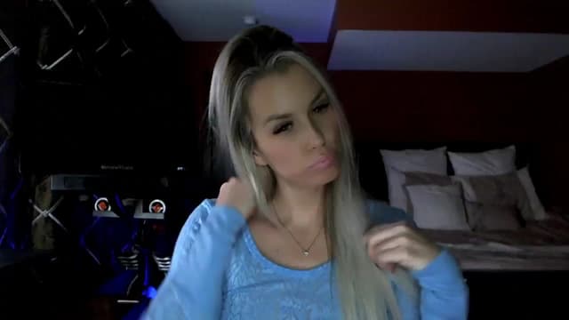 Gallery image thumbnail from Cora9's myfreecams stream on, 01/04/2024, 06:19 image 1 of 20