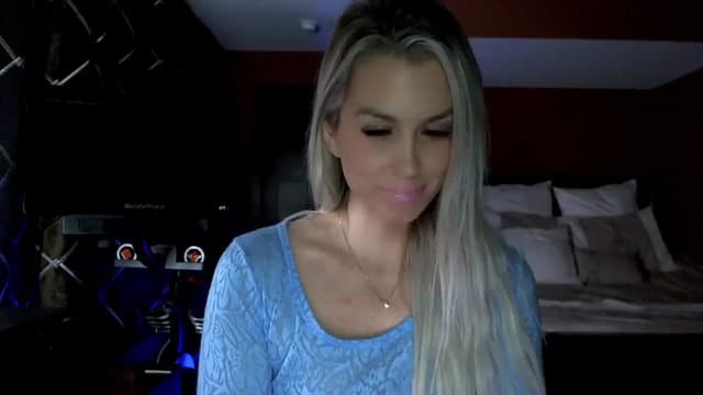 Gallery image thumbnail from Cora9's myfreecams stream on, 01/04/2024, 06:19 image 11 of 20
