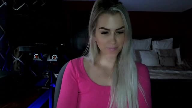 Gallery image thumbnail from Cora9's myfreecams stream on, 01/08/2024, 04:45 image 19 of 20