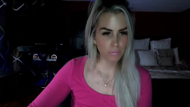 Gallery image thumbnail from Cora9's myfreecams stream on, 01/08/2024, 06:18 image 10 of 20