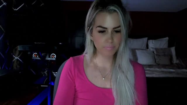Gallery image thumbnail from Cora9's myfreecams stream on, 01/08/2024, 06:18 image 9 of 20