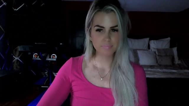 Gallery image thumbnail from Cora9's myfreecams stream on, 01/08/2024, 06:18 image 7 of 20
