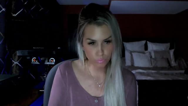 Gallery image thumbnail from Cora9's myfreecams stream on, 01/26/2024, 05:59 image 17 of 20