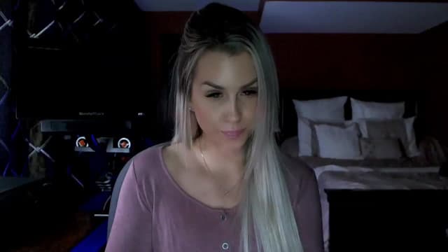 Gallery image thumbnail from Cora9's myfreecams stream on, 01/26/2024, 05:59 image 14 of 20