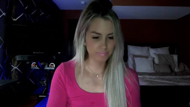 Gallery image thumbnail from Cora9's myfreecams stream on, 02/08/2024, 04:44 image 19 of 20