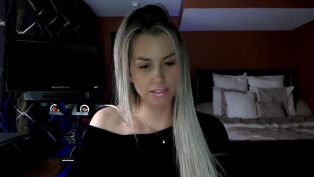 Gallery image thumbnail from Cora9's myfreecams stream on, 02/13/2024, 05:56 image 7 of 20