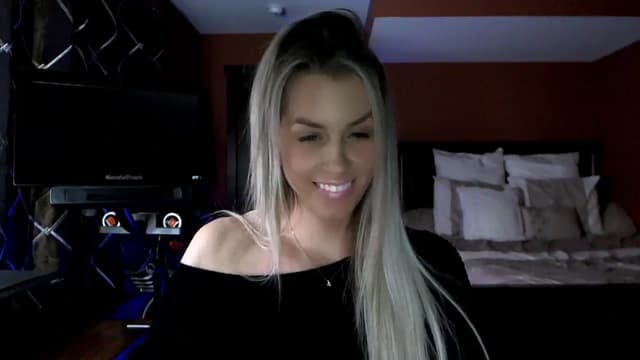 Gallery image thumbnail from Cora9's myfreecams stream on, 02/13/2024, 05:56 image 14 of 20