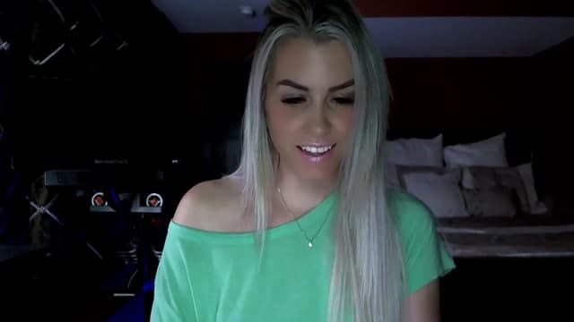 Gallery image thumbnail from Cora9's myfreecams stream on, 02/26/2024, 05:15 image 17 of 20