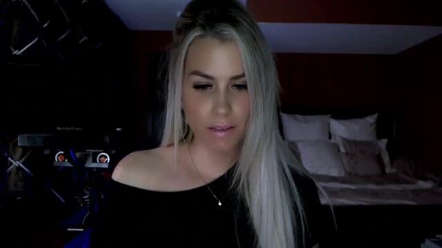 Gallery image thumbnail from Cora9's myfreecams stream on, 03/05/2024, 05:25 image 19 of 20
