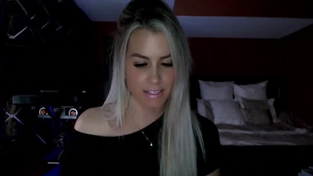 Gallery image thumbnail from Cora9's myfreecams stream on, 03/05/2024, 05:25 image 18 of 20