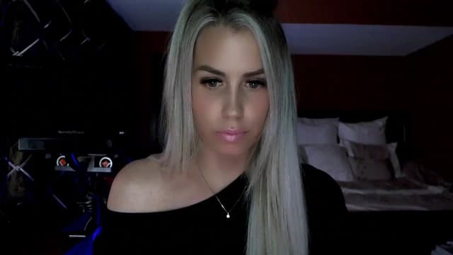 Gallery image thumbnail from Cora9's myfreecams stream on, 03/05/2024, 05:25 image 3 of 20