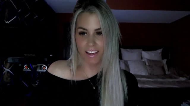 Gallery image thumbnail from Cora9's myfreecams stream on, 03/05/2024, 05:25 image 16 of 20