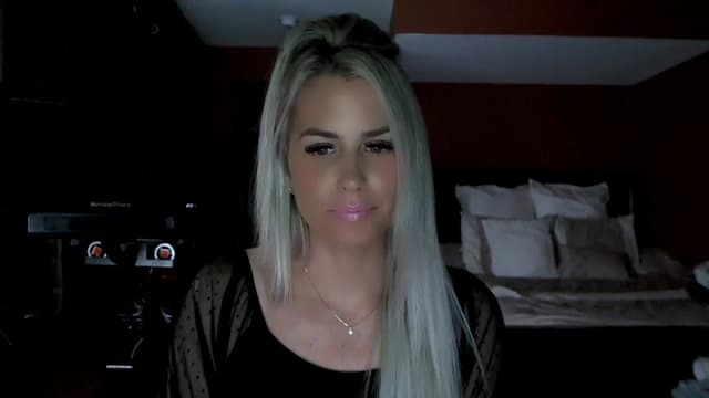 Gallery image thumbnail from Cora9's myfreecams stream on, 05/09/2024, 03:50 image 10 of 20