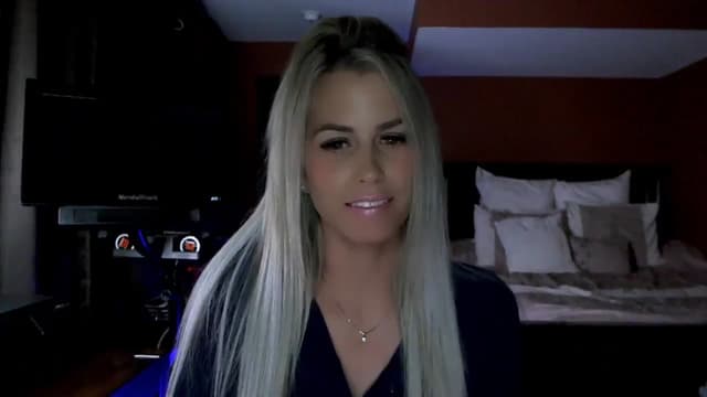 Gallery image thumbnail from Cora9's myfreecams stream on, 05/29/2024, 04:03 image 14 of 20