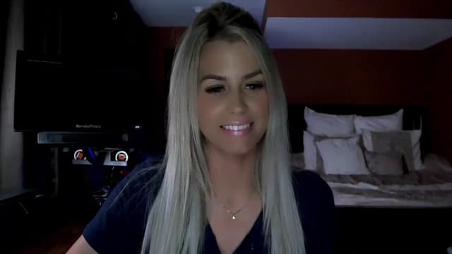 Gallery image thumbnail from Cora9's myfreecams stream on, 05/29/2024, 04:03 image 8 of 20