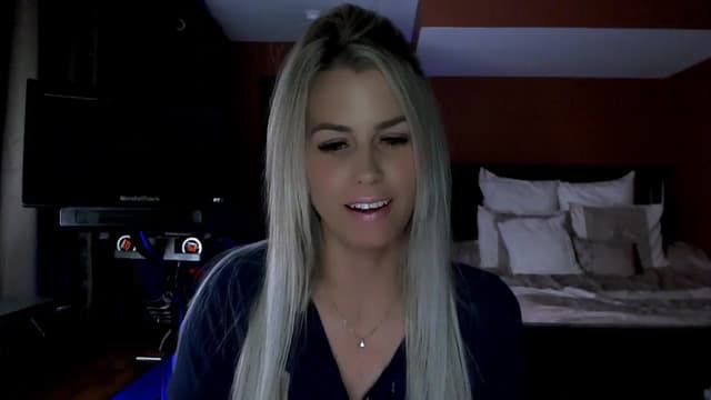 Gallery image thumbnail from Cora9's myfreecams stream on, 05/29/2024, 04:03 image 3 of 20