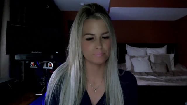 Gallery image thumbnail from Cora9's myfreecams stream on, 05/29/2024, 04:03 image 18 of 20