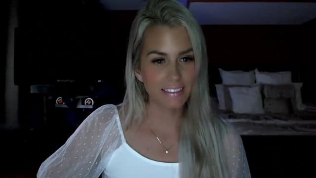 Gallery image thumbnail from Cora9's myfreecams stream on, 06/20/2024, 04:43 image 20 of 20