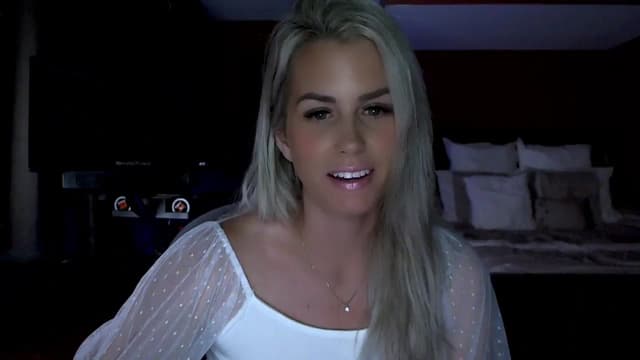 Gallery image thumbnail from Cora9's myfreecams stream on, 06/20/2024, 04:43 image 5 of 20