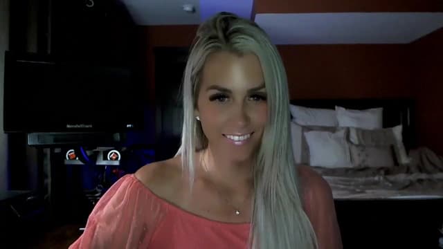 Gallery image thumbnail from Cora9's myfreecams stream on, 08/13/2024, 05:16 image 11 of 20
