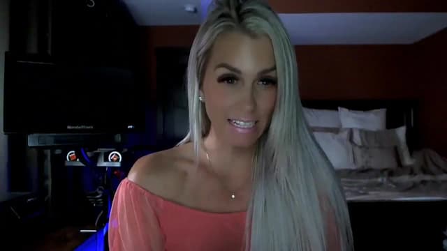 Gallery image thumbnail from Cora9's myfreecams stream on, 08/13/2024, 05:16 image 15 of 20