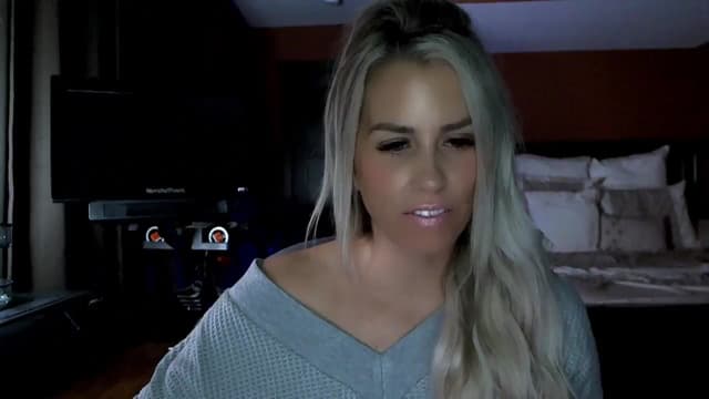 Gallery image thumbnail from Cora9's myfreecams stream on, 10/24/2024, 04:05 image 17 of 20