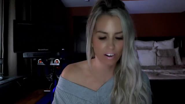 Gallery image thumbnail from Cora9's myfreecams stream on, 10/24/2024, 04:05 image 10 of 20
