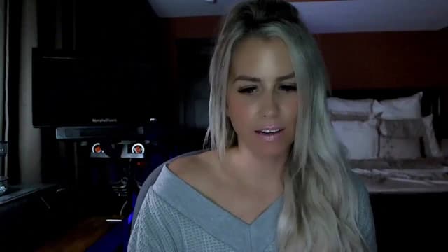 Gallery image thumbnail from Cora9's myfreecams stream on, 10/24/2024, 04:05 image 19 of 20