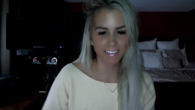 Gallery image thumbnail from Cora9's myfreecams stream on, 11/04/2024, 05:29 image 20 of 20