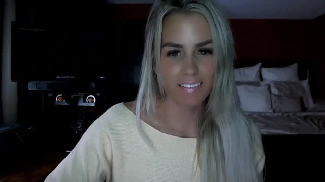 Gallery image thumbnail from Cora9's myfreecams stream on, 11/04/2024, 05:29 image 2 of 20