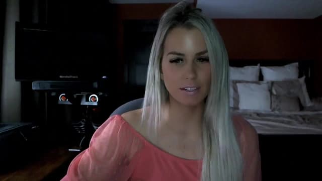 Gallery image thumbnail from Cora9's myfreecams stream on, 11/14/2024, 04:56 image 19 of 20