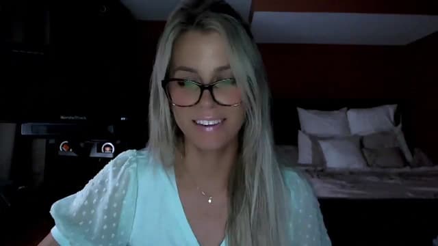 Gallery image thumbnail from Cora9's myfreecams stream on, 06/24/2025, 05:03 image 20 of 20