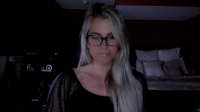 Gallery image thumbnail from Cora9's myfreecams stream on, 06/30/2025, 05:07 image 5 of 20