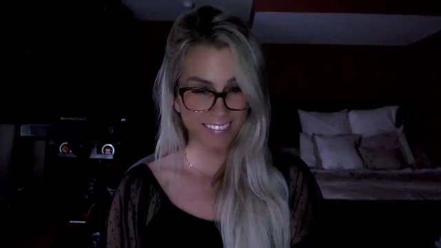Gallery image thumbnail from Cora9's myfreecams stream on, 06/30/2025, 05:07 image 19 of 20