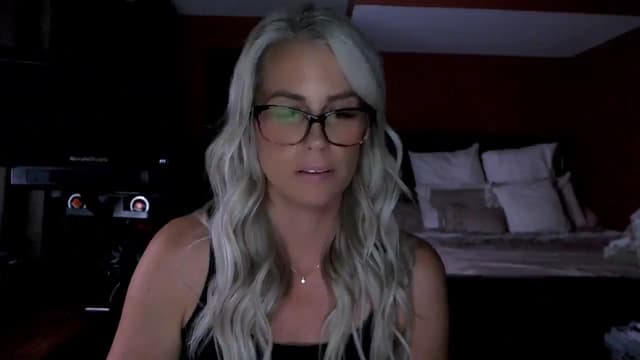 Gallery image thumbnail from Cora9's myfreecams stream on, 09/03/2025, 03:56 image 11 of 20